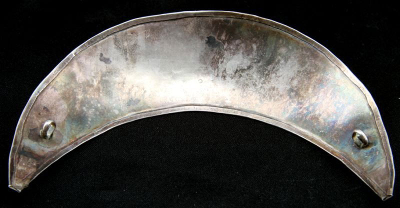 NATIVE AMERICAN TRADE SILVER GORGET MYTHICAL BEAST - 3