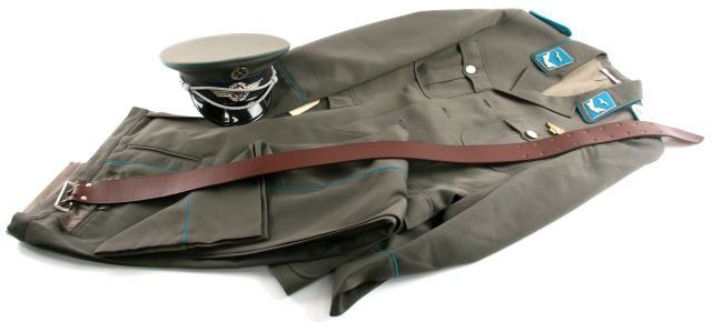 EAST GERMAN AIR FORCE OFFICERS UNIFORM: East German Air Force officer's tunic, pants, and belt. Excellent condition.