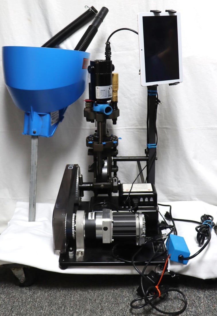 DILLON PRECISION MARK 7 AUTODRIVE & PROCESSOR: LOCAL PICKUP REQUIRED. Mark 7 1050 Pro Autodrive with Dillon Precision CP 2000 case processing machine and a Dillon precision RT 1500 electric case trimmer. With 10 inch pre-loaded computer tablet, an