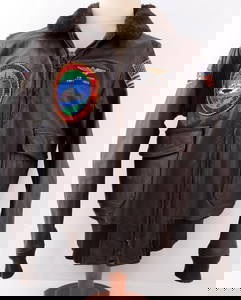 US AIRMANS FLYING JACKET MANS SIZE 46 1967 - 1970