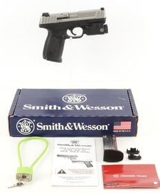 S&W SD9 VE 9MM SEMI AUTO PISTOL W 2 MAGS & CT-209