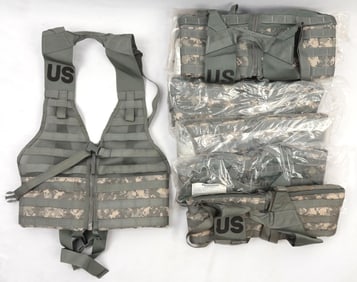 DEALERS LOT ACU DIGITAL CAMO FIGHTING LOAD CARRIER
