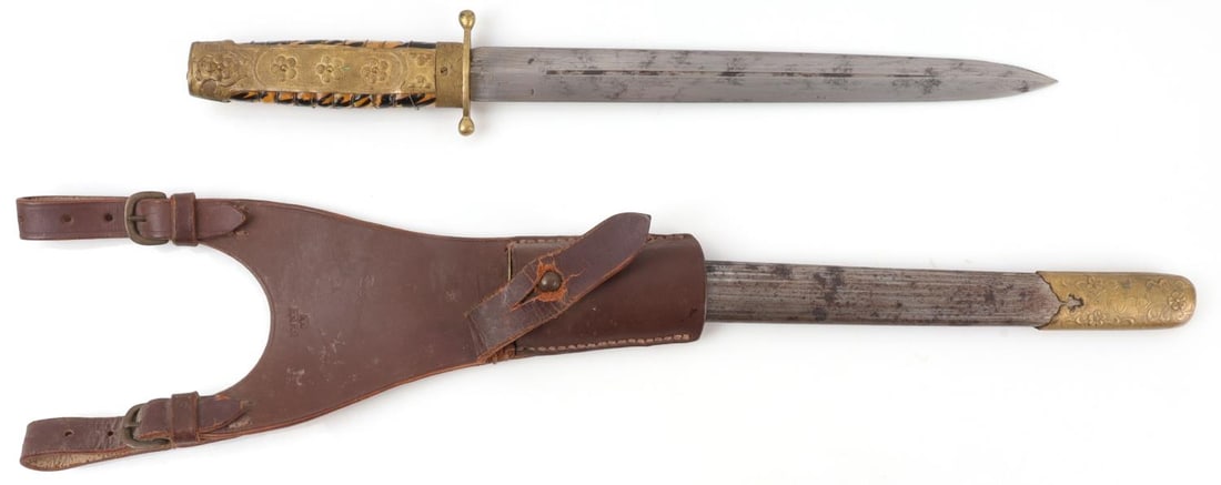 CHINESE NATIONALIST OFFICER DAGGER SCABBARD & FROG: Early to mid 19th-century Chinese Nationalist / Kuomintang officer's dagger with steel blade and scabbard with brass fittings. Faux tortoiseshell wire-wrapped grip. Includes leather frog stamped with