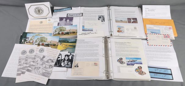 PILOT FOCUSED AUTOGRAPH FOLDERS 40+ SIGNATURES