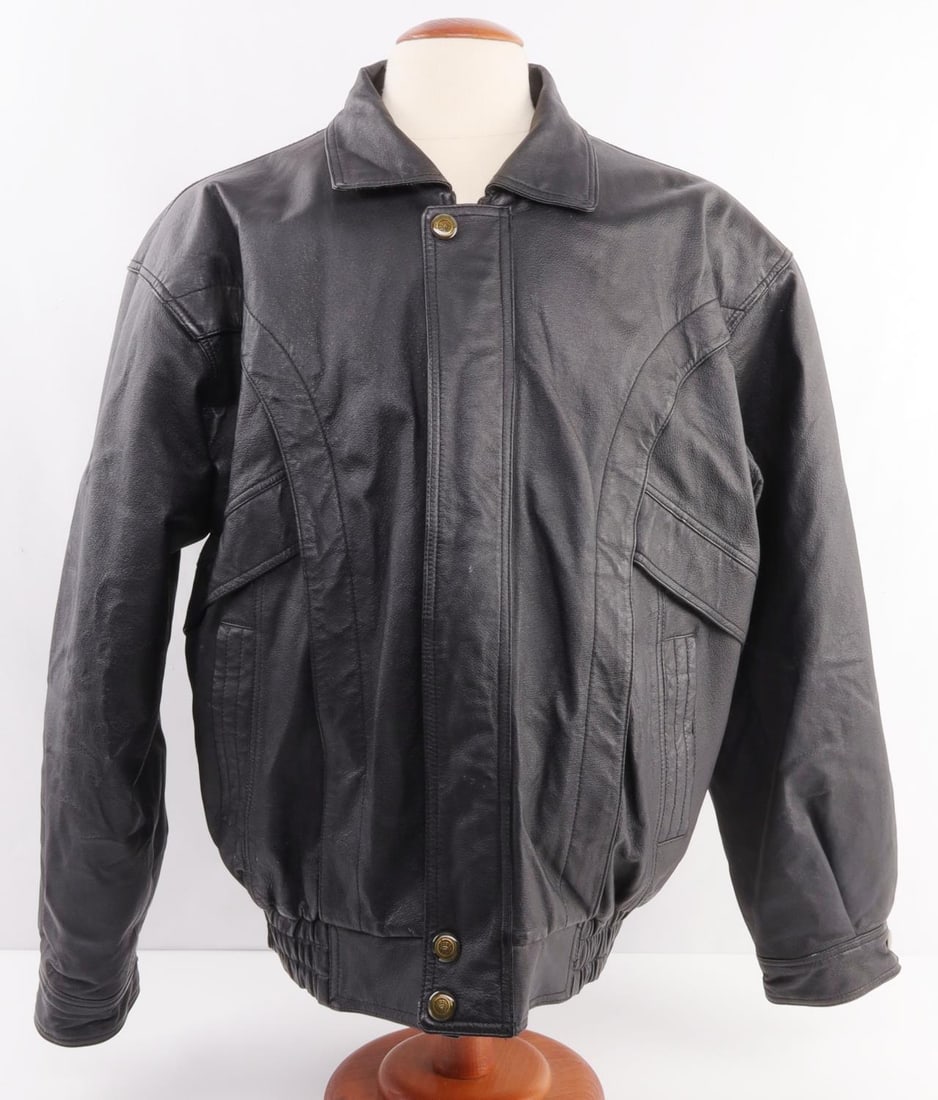 VINTAGE LEATHER MOTORCYCLE JACKET JAPAN TOYO 606: Vintage Japan black leather souvenir jacket. Size :XL. Very good condition. Leather and liner undamaged. Closures function without issue. There is a hole in the right side pocket.