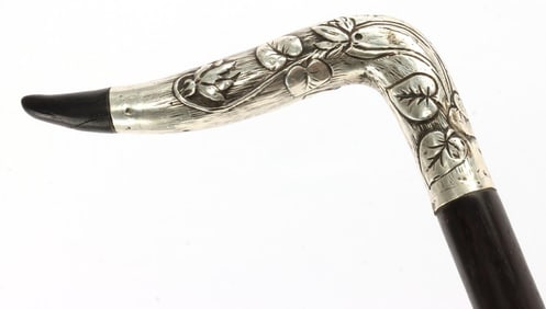 ANTIQUE SILVER GRIP ENGRAVED WALKING CANE