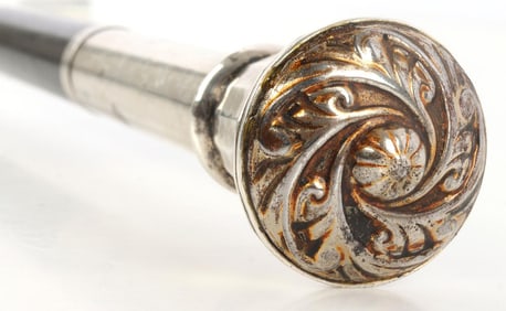 ANTIQUE METALLIC WALKING STICK SWORD CANE