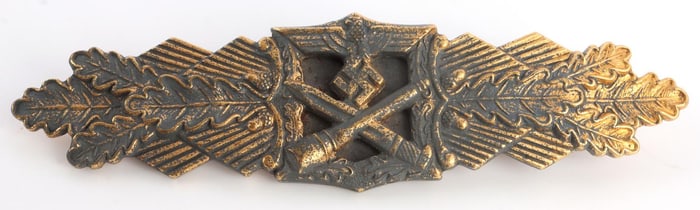 WWII GERMAN WEHRMACHT CLOSE COMBAT CLASP IN GOLD