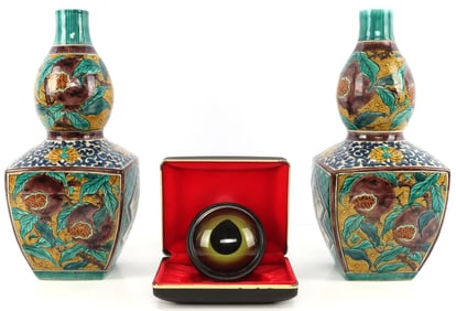 LOT OF 3 JAPANESE KUTANI VASES & WHALE PAPERWEIGHT