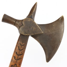 18TH C FRENCH INDIAN TRADE TOMAHAWK BEAVER CARVING