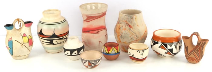 LOT OF 10 SOUTHWEST NATIVE AMERICAN NAVAJO POTTERY