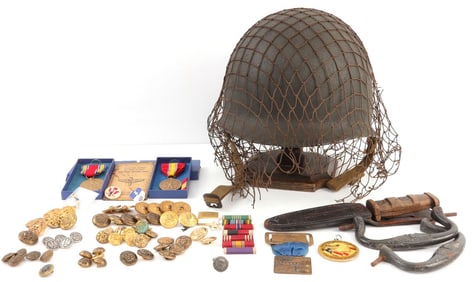 LOT OF 10 US MILITARIA HELMET MEDALS RIBBONS KNIFE