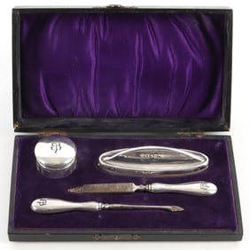 WWII GERMAN THIRD REICH EVE BRAUN MANICURE SET