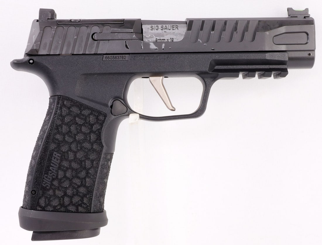 SIG SAUER P365 FUSE 9MM OPTIC READY PISTOL NIB: New in box Sig Sauer P365 Fuse semi-auto pistol. MPN SIG365X F-9-BFO. Includes three (3) magazines (one 17rd, two 21rd). Fiber optic front sight and a 4.3-inch barrel. Optic-ready slide. FFL required 