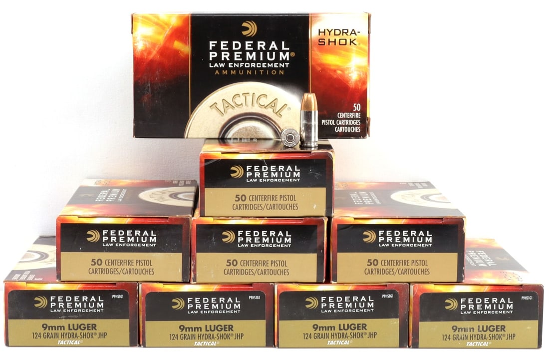 450 RDS 9MM LUGER 124GR JHP FEDERAL PREMIUM AMMO: Lot of 450 rounds new manufacture Federal Premium 9mm Luger 124gr Hydra-Shok JHP Tactical pistol ammunition. MPN P9HS1G1. No international shipping. This lot has a reserve.