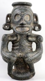 TAINO CACIQUE OR ANCESTOR IN KNEELING POSE