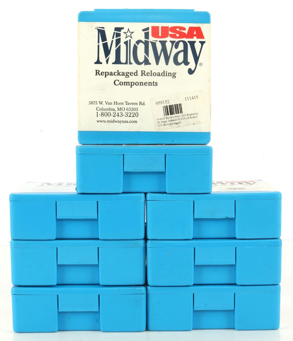 1400 PCS BULLETS .45 CAL 200GR JHP & 9MM 95GR SP: Lot of 1400 pieces bulk packaged reloading components. Includes 1000 Rainier LeadSafe .45 cal (451 diameter) 200gr plated hollow point and 400 Federal 9mm (355 diameter) 95gr jacketed soft point. No i