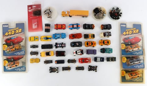 LOT 5 TYCO MAGNUM 440-X2 SLOT CARS IN BLISTER PACK
