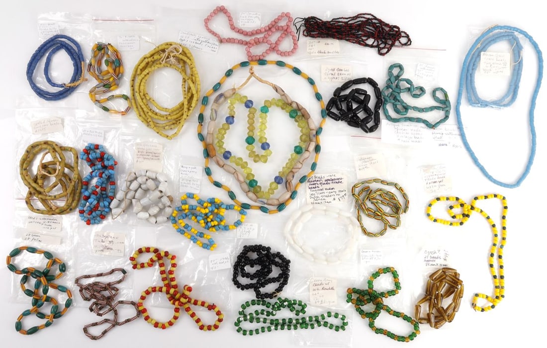 TRADE BEAD DEALERS LOT WATERMELON OPALESCENT: Watermelon, Opalescent, Pony, Czech, crow, Biconical and more. Ex-dealer stock priced near $1000 in retail. Weight: john rack
