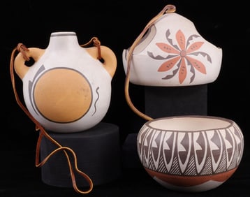 LOT OF 3 STELLA TELLER NAVAJO POTTERY PIECES