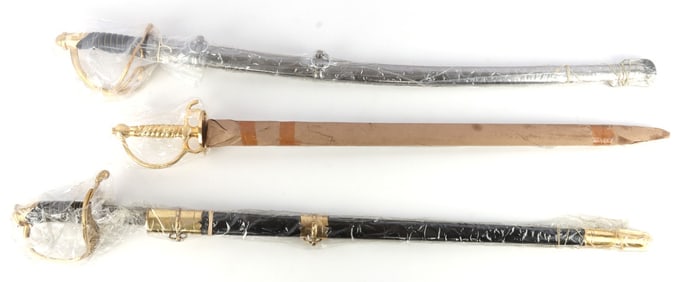3 INDIA MADE REPRODUCTION SWORD LOT CSA WRISTBREAK