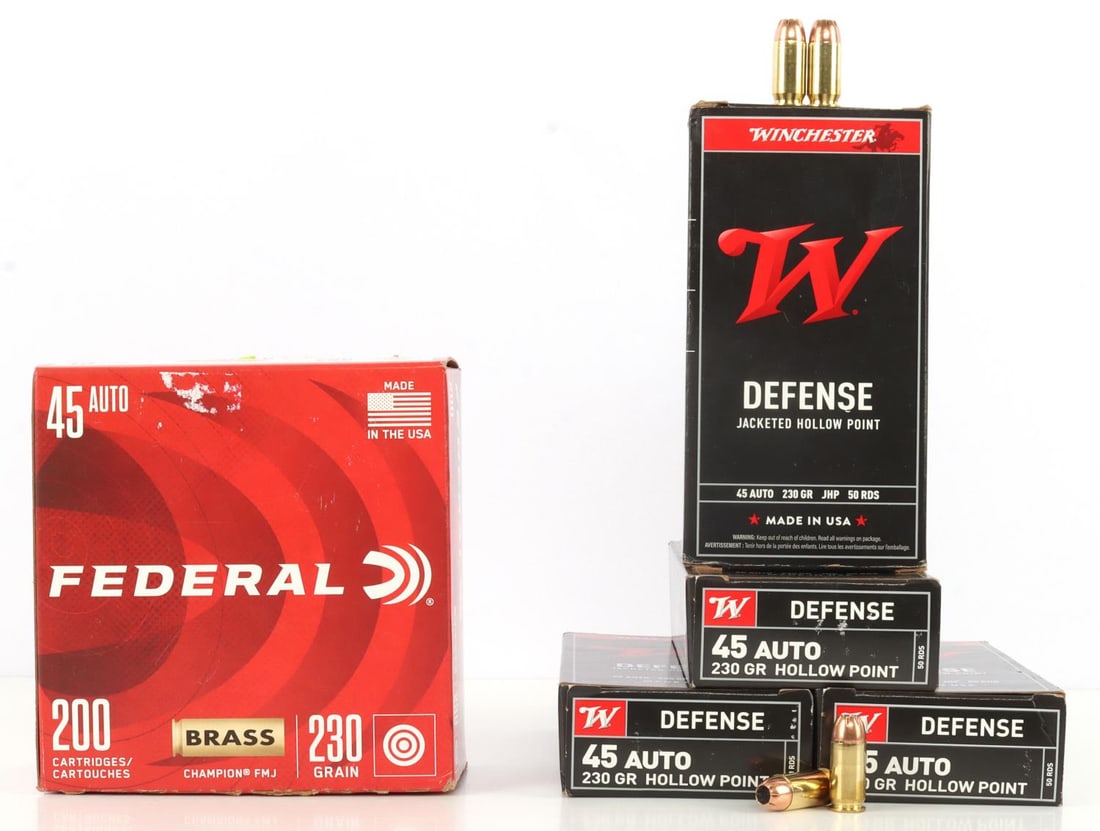 400 RDS .45 AUTO 230GR JHP & FMJ PISTOL AMMUNITION: Lot of 400 rounds .45 ACP factory new centerfire pistol ammunition. Includes 200 rounds Winchester Defense 230gr JHP and 200 rounds Federal 230gr FMJ. No international shipping.