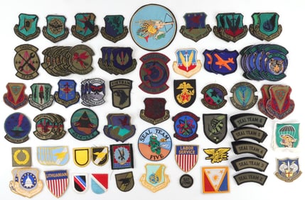 UNITED STATES MILITARY PATCHES KOREA & VIETNAM LOT
