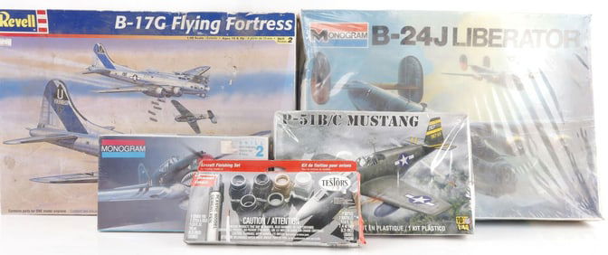 LOT OF 4 VINTAGE NIB MODEL WWII FIGHTER PLANES