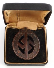 WWII GERMAN THIRD REICH NSDAP COBURG BADGE