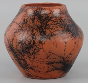 NATIVE AMERICAN NAVAJO HORSEHAIR POT BY VAIL