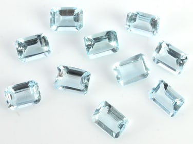 8.8 CARATS OF LOOSE CUT AQUAMARINE BERYL GEMSTONES