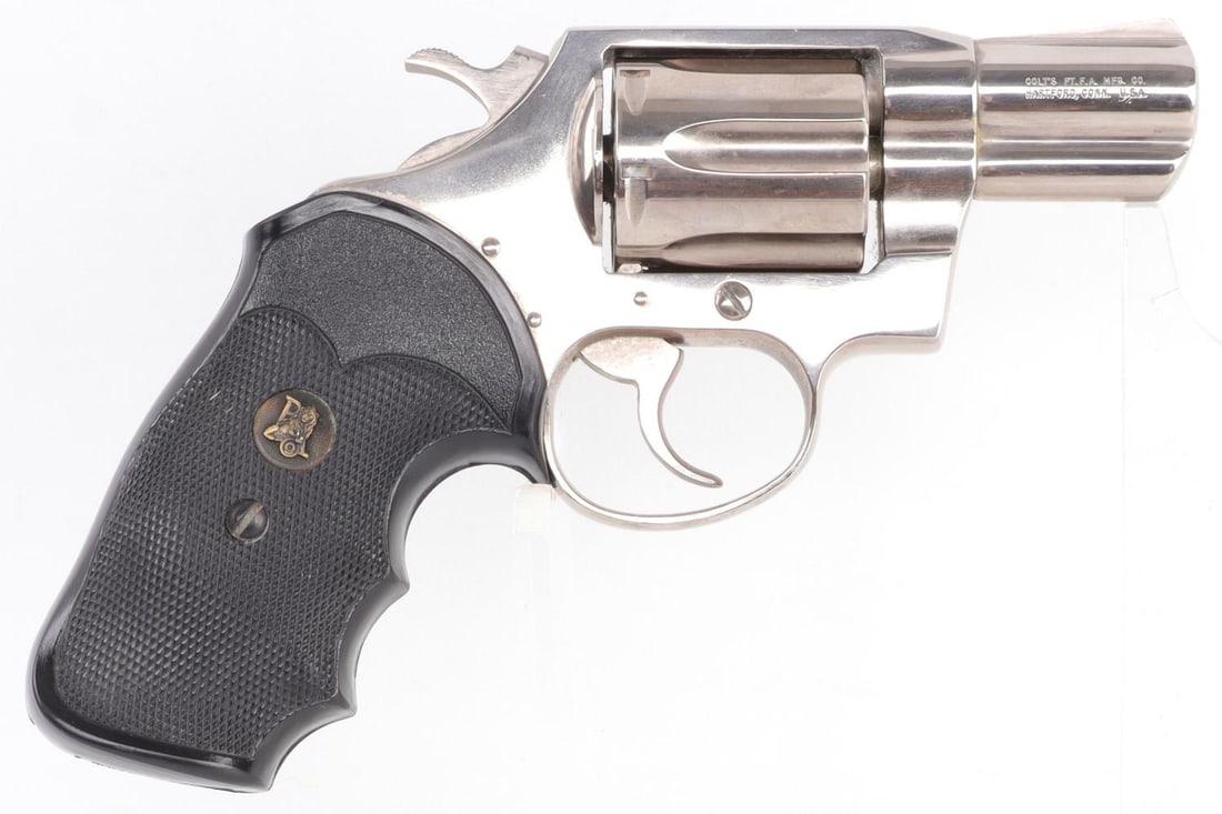 COLT DETECTIVE SPECIAL 6 SHOT 38 SPECIAL REVOLVER: 2-inch barrel. Chrome finish with textured grips. Fixed front and rear sights. No international shipping. In very good, used condition with some slight wear to grip. FFL required for transfer. Know yo