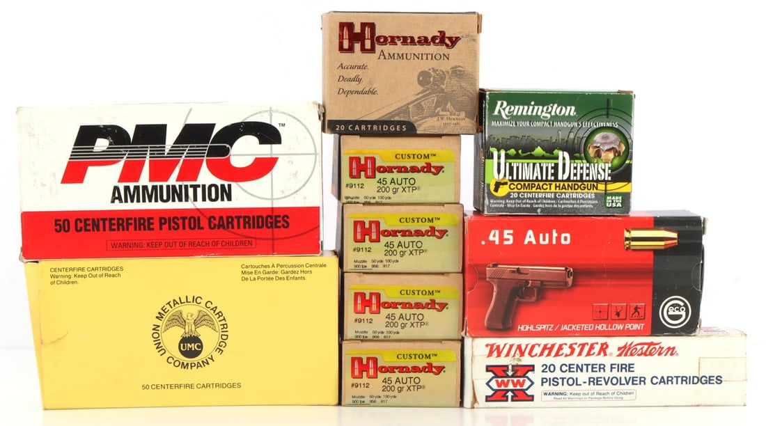 290 RDS 45 AUTO MIXED GRAIN AND BRAND AMMO LOT: 5 boxes, 20 rounds each, 100 total Hornady 45 Auto, 200 Grain XTP, 900 FPS. 1 box, 20 rounds Winchester WW 45 Auto, 185 Grain Hollow Point. 1 box, 20 rounds Remington 45 Auto, 230 Grain BJHP. 1 box, 5