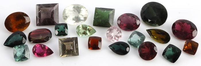 34 CARATS OF VARIOUS CUT & COLOR TOURMALINE