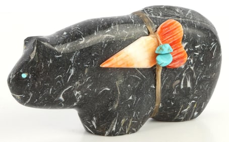 NATIVE ZUNI ANIMAL FETISH OF A BOBCAT