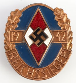 WWIIM GERMAN HITLER YOUTH VICTORY BADGE 1942 DATE