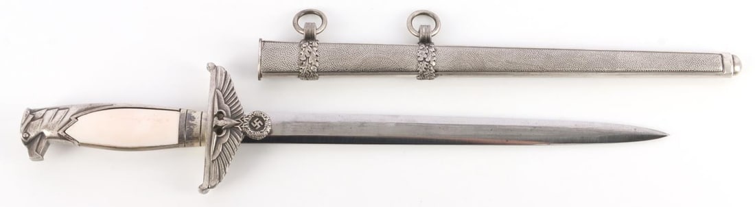 WWII GERMAN THIRD REICH HOLLER DIPLOMAT DAGGER: Age indeterminate. Sold "as is."