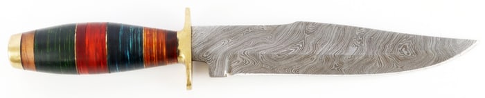 CUSTOM HUNTING KNIFE WITH DAMASCUS PATTERN