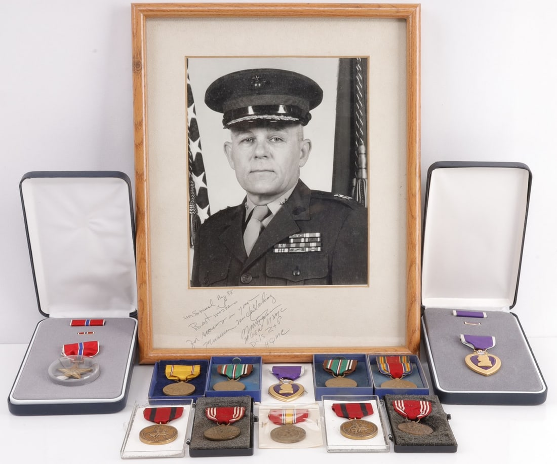 LOT OF 13 US MIXED ARMY ASSORTED MEDAL PICTURE: Lot of THIRTEEN (13). Includes 2 US Purple Hearts, 1 US Bronze Star Medal, 2 WWII European-African Middle Eastern Campaign Medals, 1 US WWII Victory Medal, 1 US WWII Defense Service Medal, 2 US WWII G