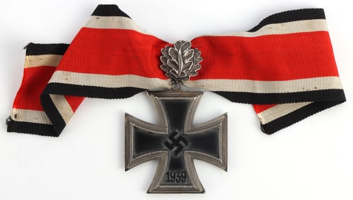 WWII GERMAN KNIGHTS CROSS W OAKLEAF