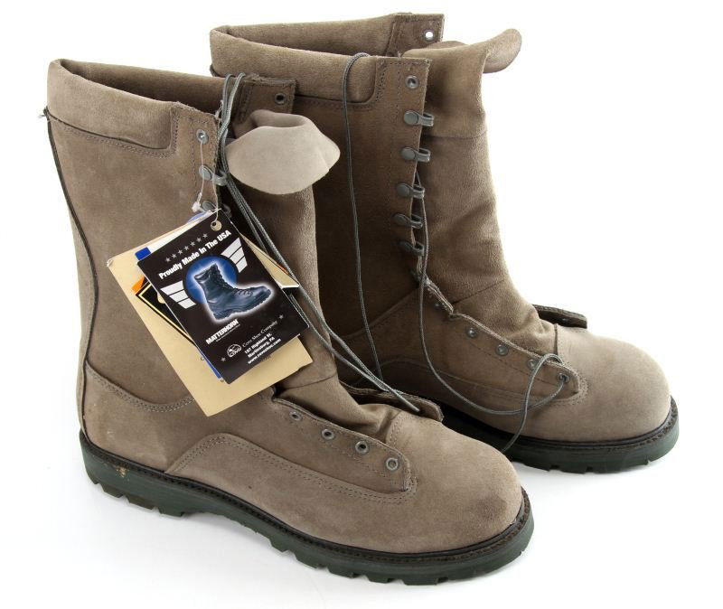 MEN'S MATTERHORN SIZE 12 NWT STEEL TOE BOOTS: Vibram soles military green leather uppers, never worn, new with tags