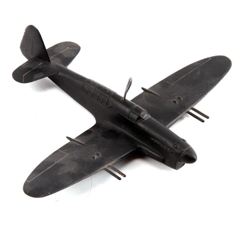 FIREFLY BRITISH FIGHTER RECOGNITION MODEL: Black post war model only 100 produced, dated August 1951. Measures 6.5 by 7.5 by 1 inches. Made by Cruver in Chicago. Overall in very good to excellent condition.