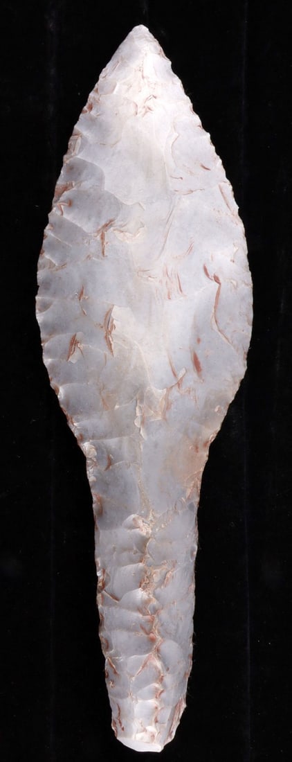 EURO NEOLITHIC TANGED FLINT SPEAR ARROWHEAD REPRO: High-quality replica. Very similar to Norwegian or Danish Tanged points. Oversized at 8 inches. Missouri collection. Debitage in recesses. Very good overall condition.