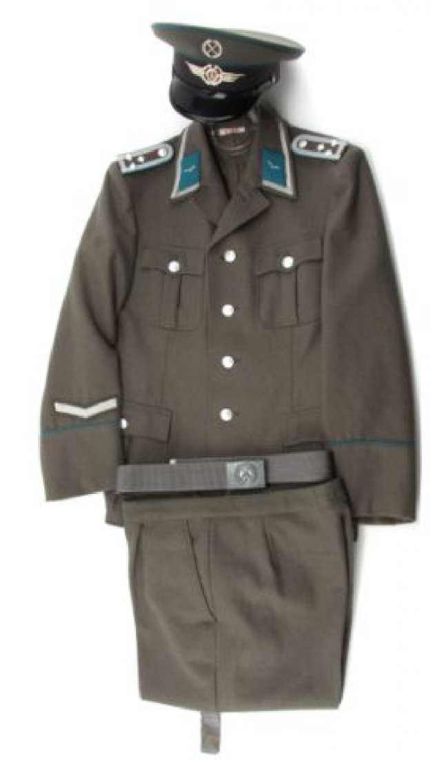 EAST GERMAN AIR FORCE NCO UNIFORM