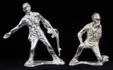 LOT 2 999 FINE SILVER SOLDIER RADIOMAN & FOLLOW ME