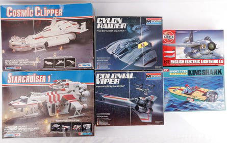 MODEL LOT STARCRUISER 1 COSMIC CLIPPER KING SHARK