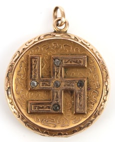 ANTIQUE GOLD FILL W&SB GOOD LUCK SWASTIKA LOCKET