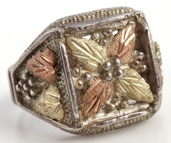 STERLING SILVER WITH GOLD LEAVES SZ 8 1/4 RING