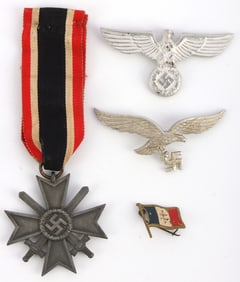 4 PC LOT 3 WWII GERMAN BADGES + 1 FRENCH FLAG PIN