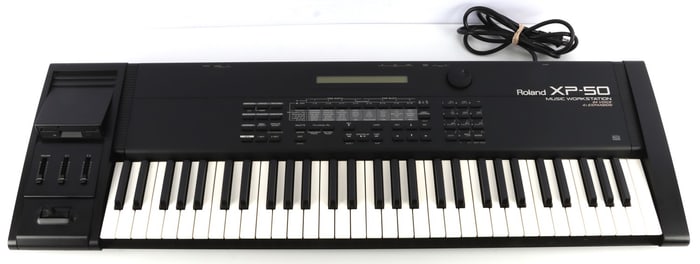 ROLAND XP 50 MUSIC WORKSTATION KEYBOARD